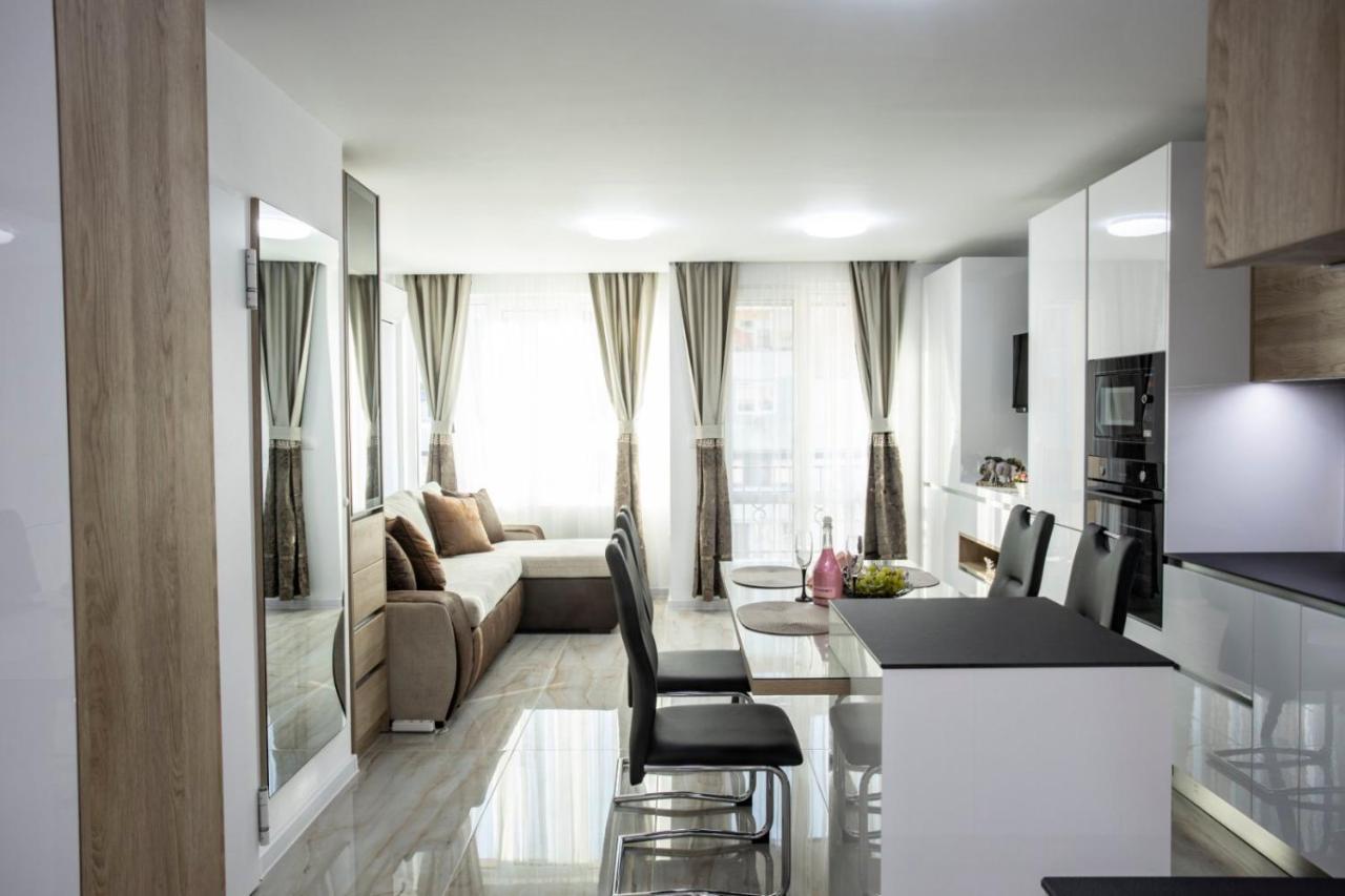 Ferienwohnung Апартамент За Гости Ивви-1 Burgas City Exterior foto